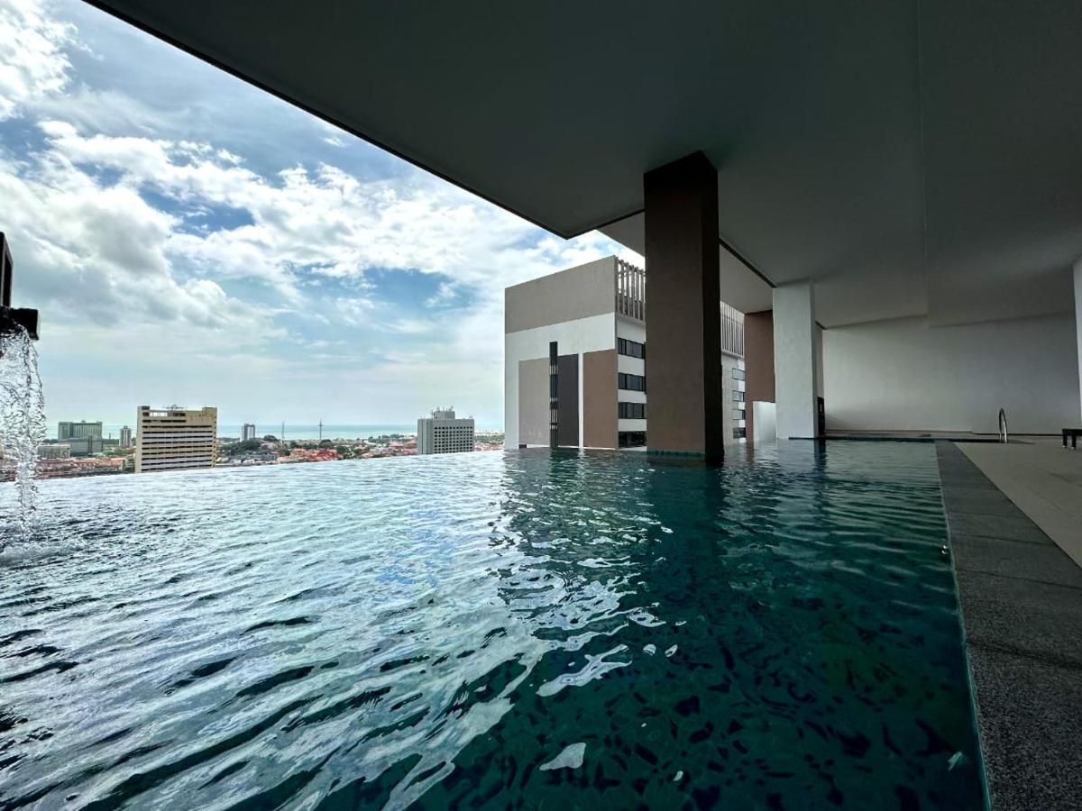 The Apple Premier Three Bedroom In Malacca