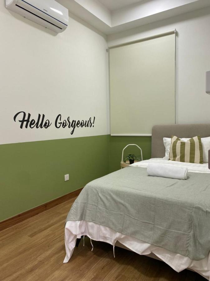 The Apple Premier Three Bedroom In Pangsapuri